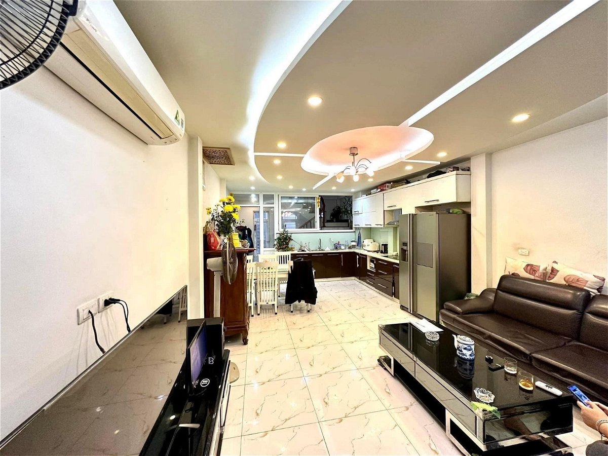 NGÕ THÔNG - Ô TÔ - KINH DOANH - CÁCH MẶT PHỐ KHÂM THIÊN 10M