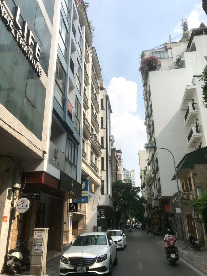 120m2