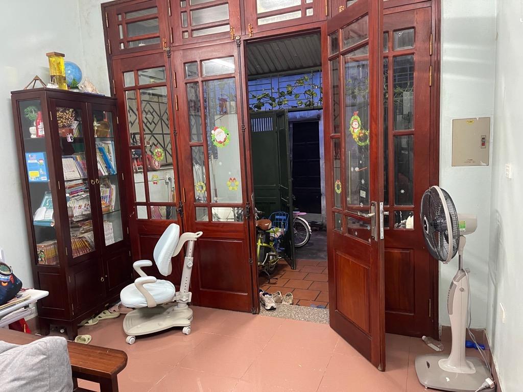 BÁN NHÀ PHỐ VŨ XUÂN THIỀU. 40M X 3 TẦNG, GIÁ 3,6 TỶ. NHÀ DÂN. ô tô tải phi vèo vèo.