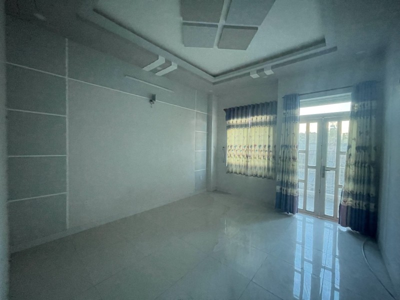 Bán nhà hẻm ô tô Hồng Bàng, Quận 11, 35m2, nở hậu, vào ở ngay, chỉ 4 tỷ nhỉnh