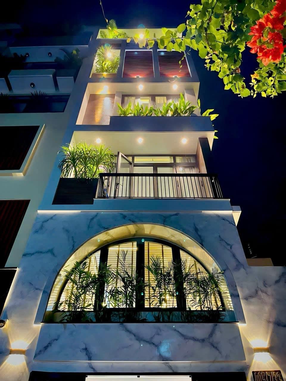 Bán Siêu Phẩm Nhà Phố có Thang Máy Đường Thống Nhất, Phường 11, Quận Gò vấp, Hồ chí Minh