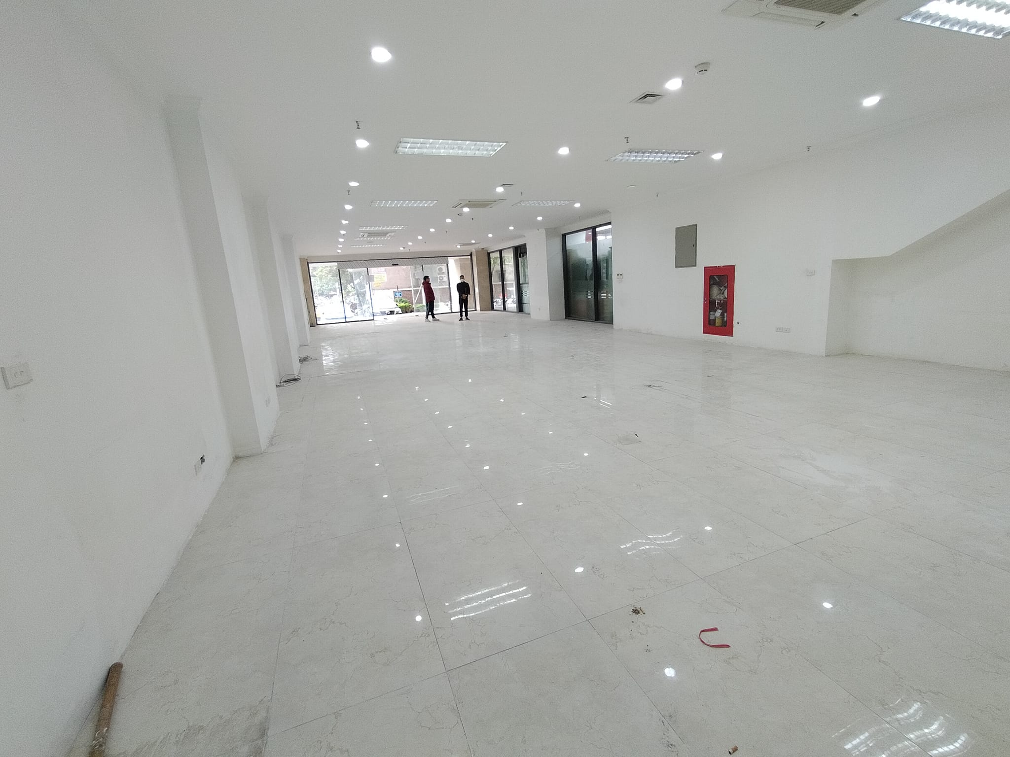 BÁN SÀN THƯƠNG MẠI TÒA NHÀ MẶT PHỐ TAM TRINH GẦN VINHOMES TIMES CITY 942M2