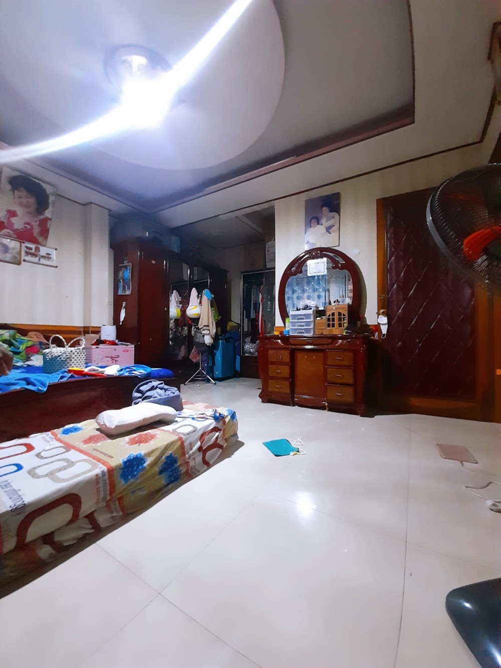 Bán nhà Tứ Hải, Tân Bình, 70m2, 4 tầng 5PN, cực xịn, chỉ 5 tỷ hơn