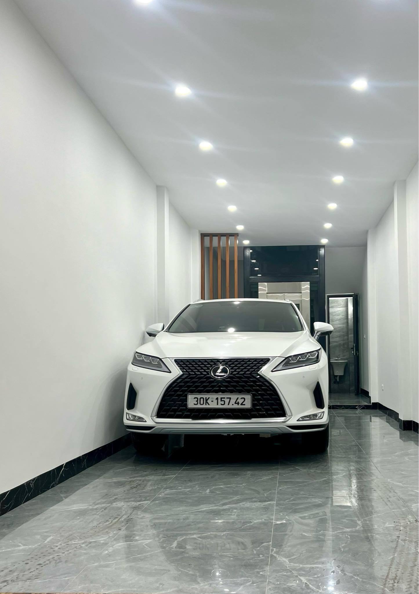 nhà đẹp đón tết Ngọc Lâm, 60m x 7 tầng, lô góc, thang máy, gara, full nội thất cao cấp