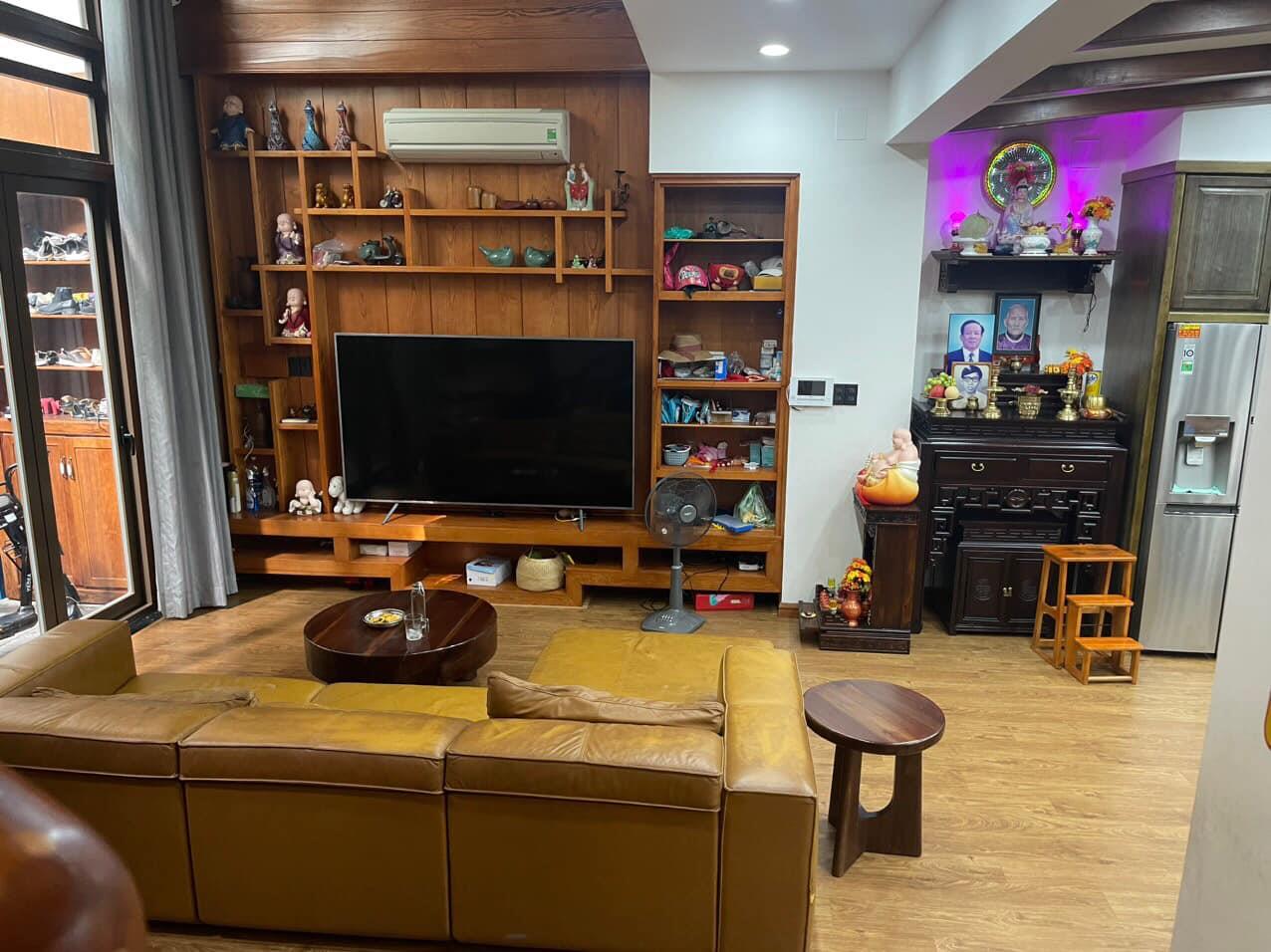 NHÀ CAO-CỬA RỘNG HUỲNH VĂN BÁNH-91M2 FULL NỘI THẤT.