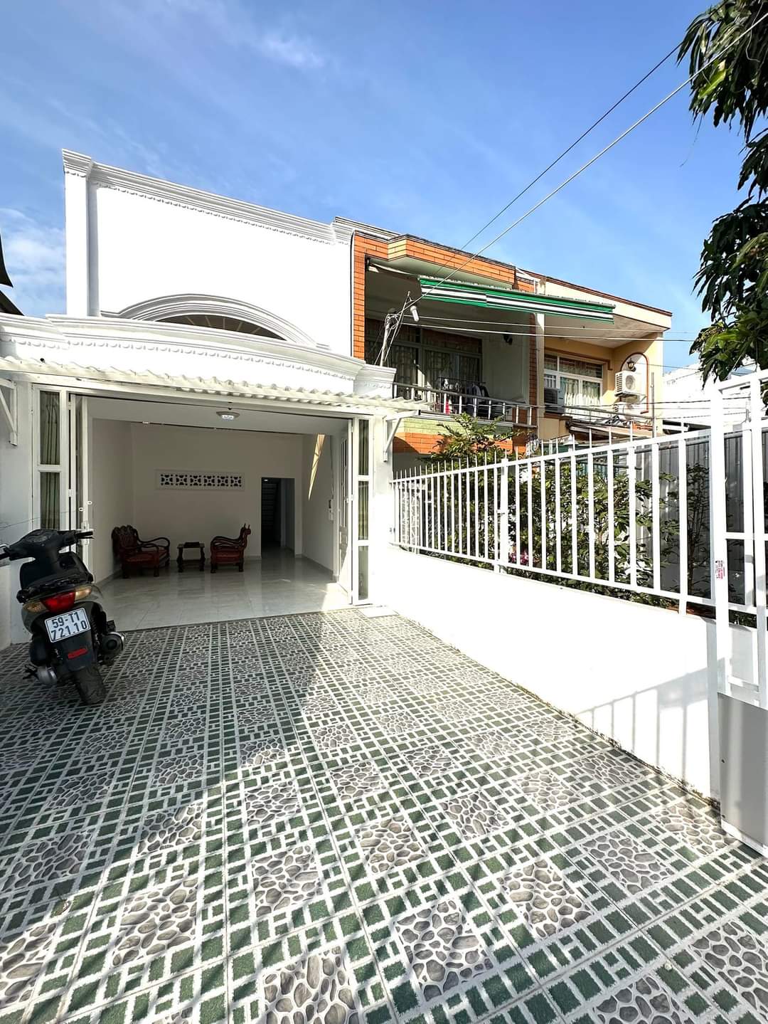 BÁN NHÀ HẺM XE HƠI 160 ĐƯỜNG NGUYỄN VĂN QUỲ QUẬN 7 ️ Giá: 4 tỷ