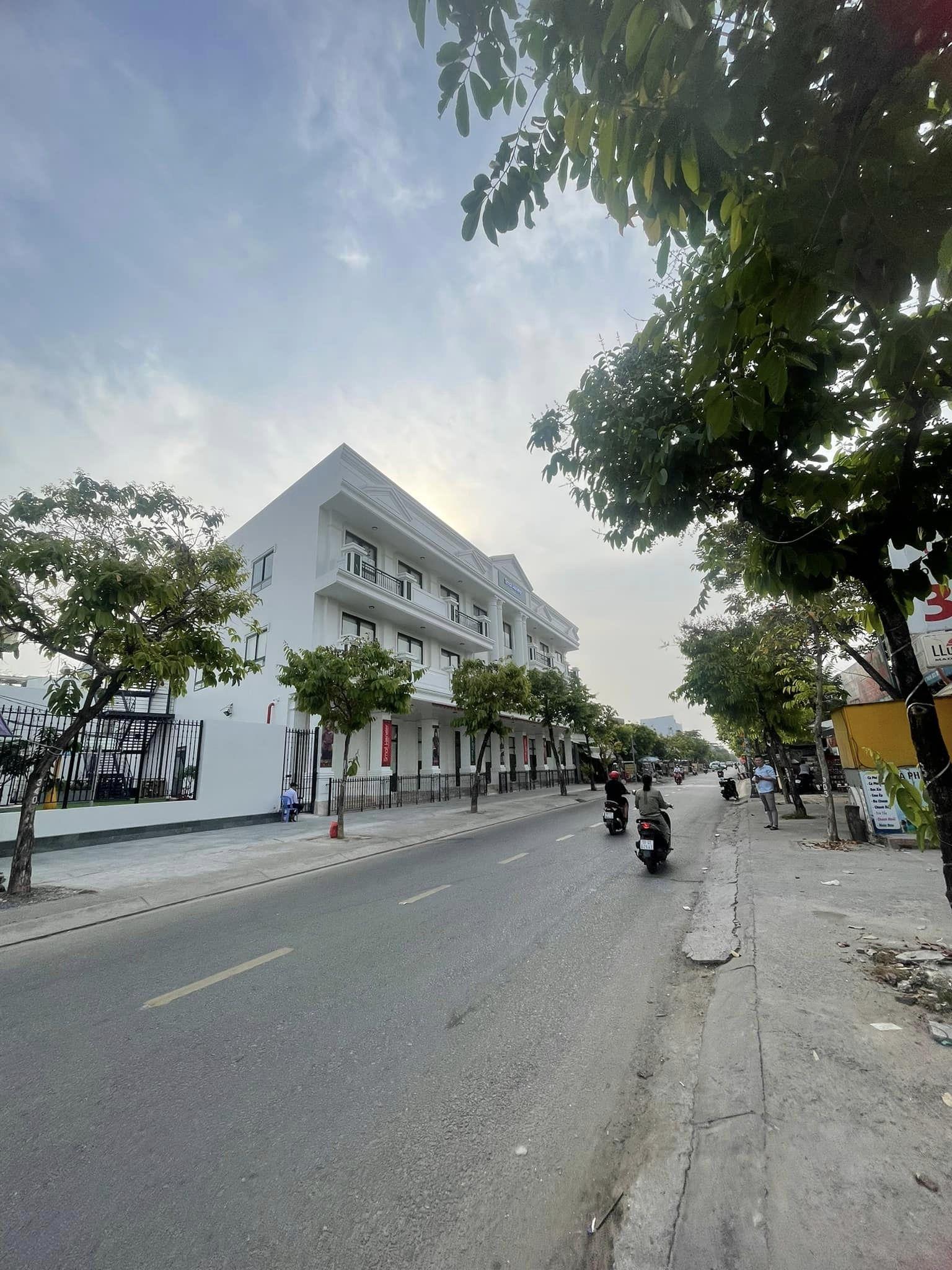 Bán Gấp nhà hẻm ÔTÔ Song Hành 72.5m2 P Tân Hưng Thuận Quận 12 chỉ 4.15 tỷ