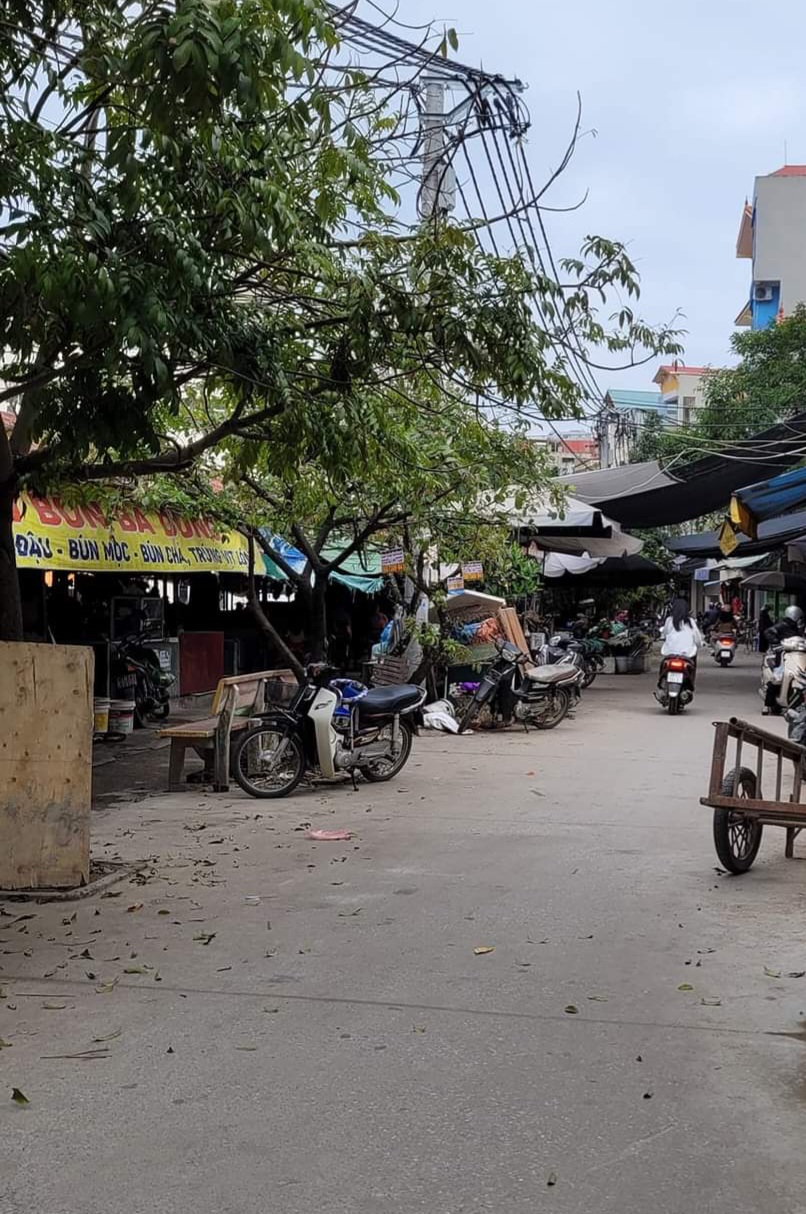 NHÀ BÁN LÊ TRỌNG TẤN. DT 34m. 4TẦNG. MT 6.4M. 3.85 TỶ. HÀ ĐÔNG.