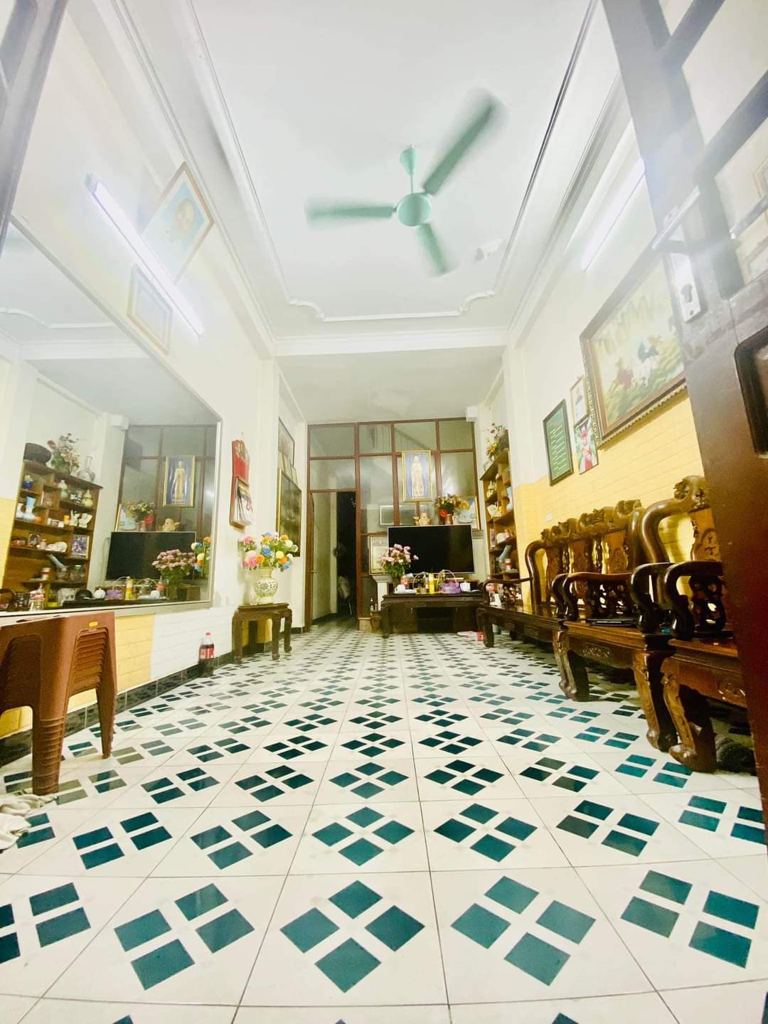 BÁN NHÀ HOÀNG HOA THÁM, QUẬN BA ĐÌNH,DT76M2×3T,MT3.3M,GIÁ 7.5TỶ,NGO TO RỘNG, GẦN OTO