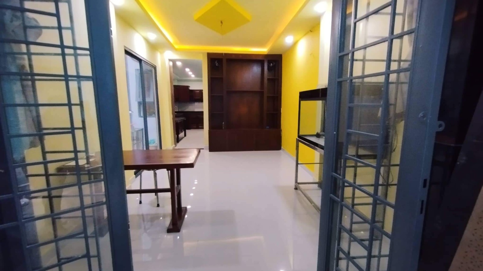 Q7 NHÀ SIÊU ĐẸP , HUỲNH TẤN PHÁT 53M2 NGANG 4,3M X 12,5M, CHỈ CÓ 4,9TY XEM NHÀ NGAY THÔI, KHU TRUNG TÂM TIỆN ÍCH KHÔNG