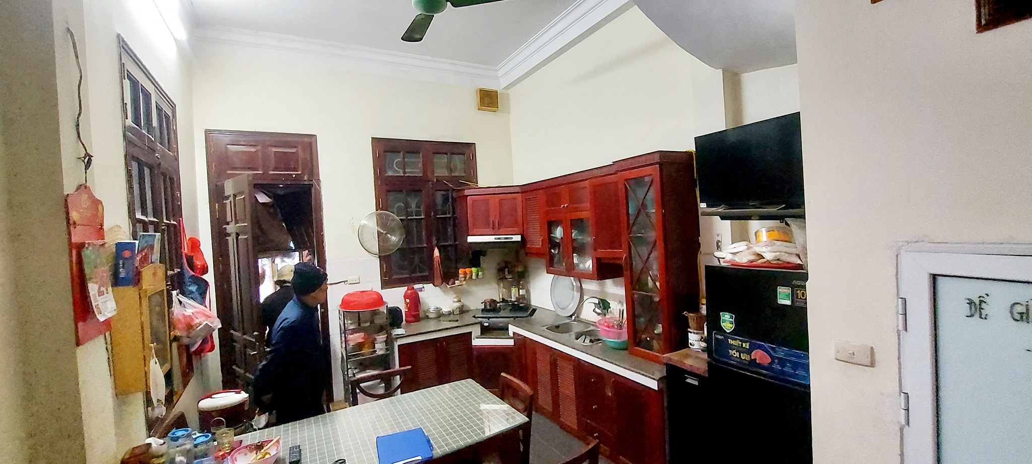 Cần bán nhà phân lô phố Hoàng Quốc Việt 61m2, 3T, lô góc 3 thoáng, mt 15m, kinh doanh, nhỉnh 16 tỷ