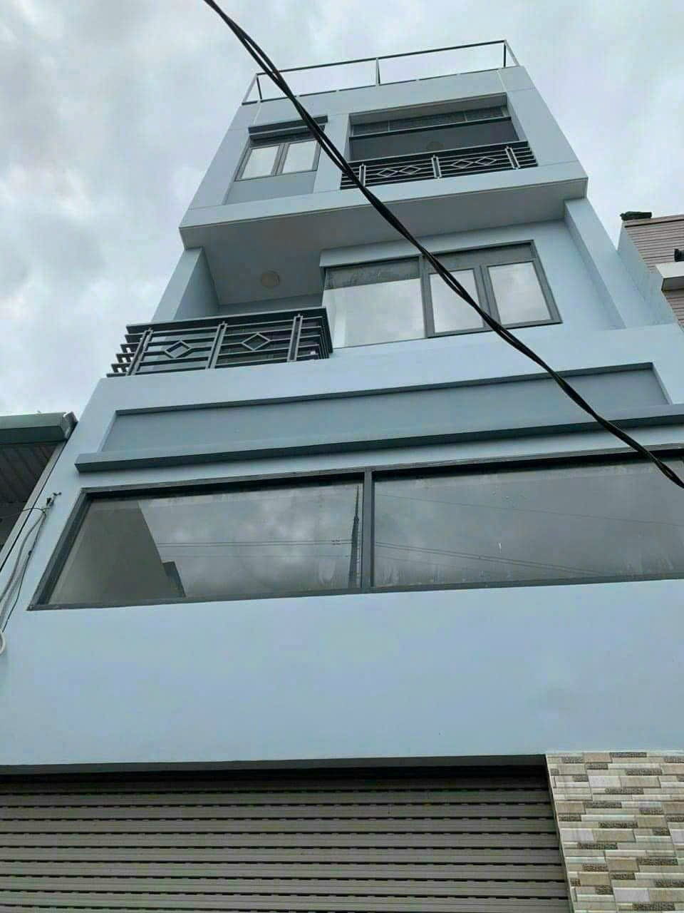 Bán Nhà hẻm 4,5m Phạm Văn Đồng P11 Bình thạnh