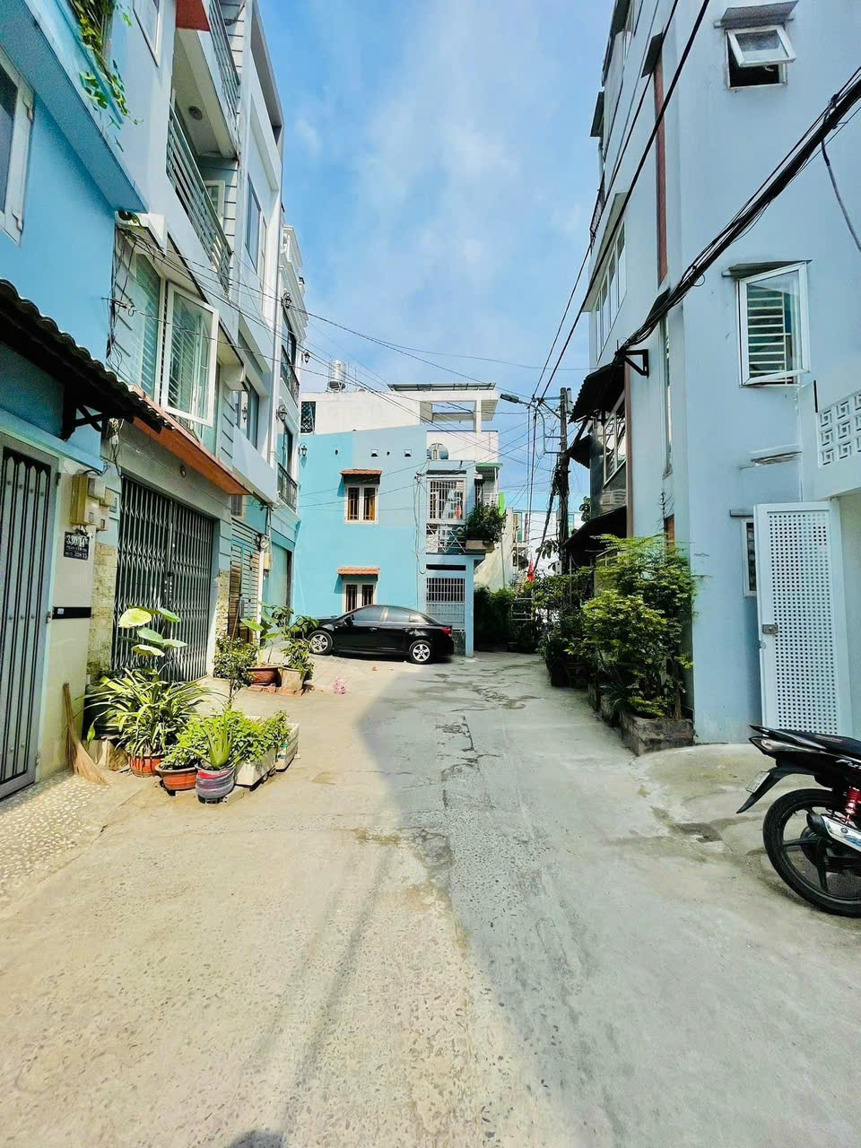 332/ Phan Văn Trị P11 Bình Thạnh Hẻm xe tải