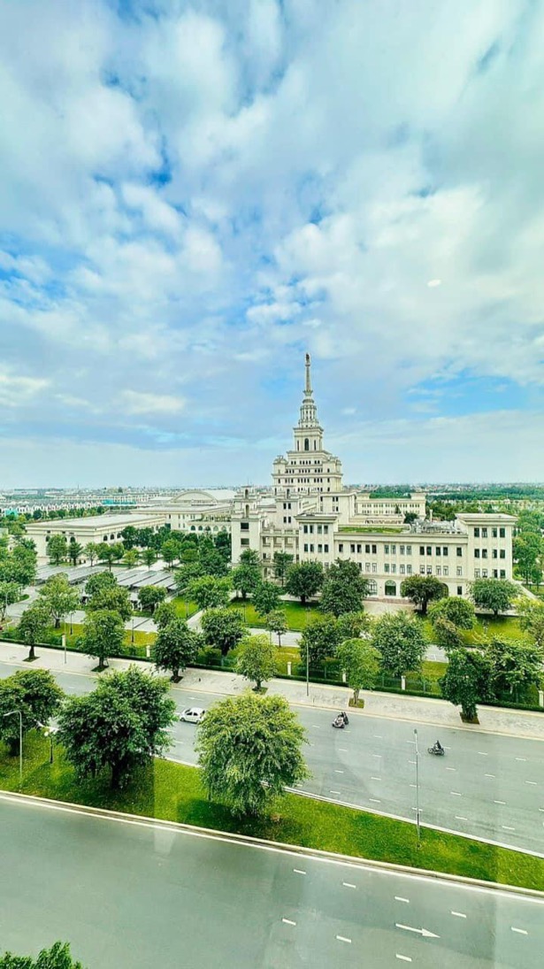 Chính chủ cần bán gấp căn hộ 2N1WC giá rẻ nhất thị trường tặng lại nội thất trị giá 300tr, Vinhome Ocean Park