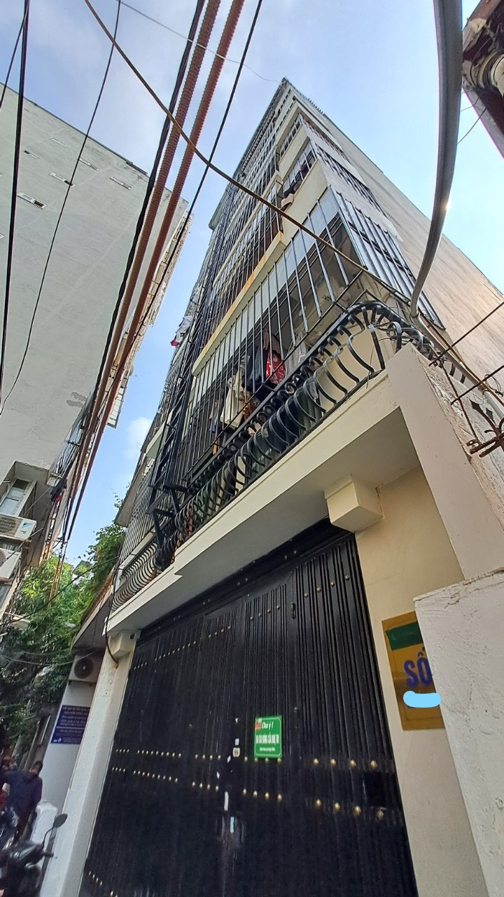 Bán tòa CCMN Đường Láng 121m2x8 tầng thang máy, dòng tiền 180 triệu/tháng chỉ 25.3 tỷ .