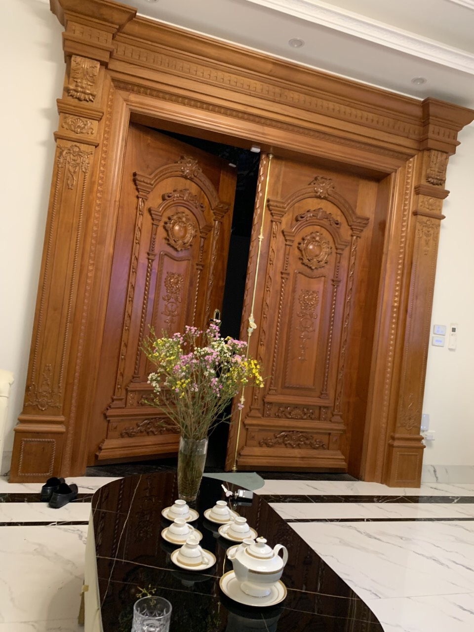 TẾT MÓT TIỀN ! CẦN BÁN GẤP BIỆT THỰ KHU ĐÔ THỊ PHÙNG KHOANG , NAM TỪ LIÊM 178 MÉT 4 TẦNG THANG MÁY NỘI THẤT XIN SÒ CHỈ