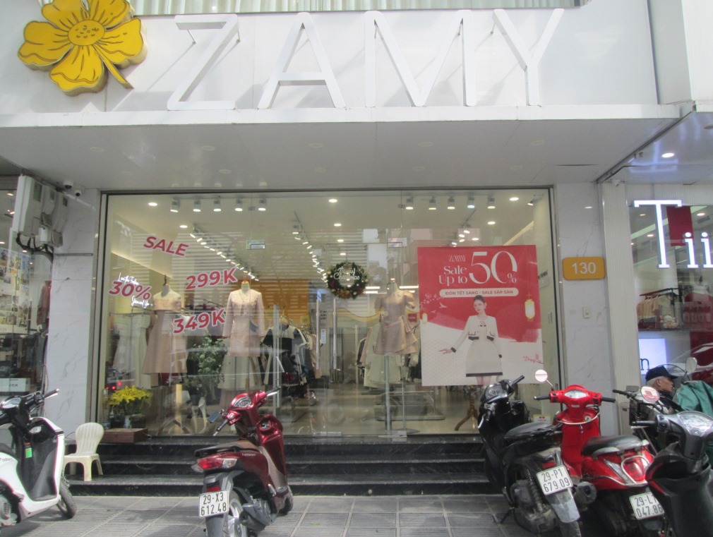 Nợ bank bán Gấp mặt phố Xã Đàn sầm uất, 2 mặt đường 62m2 chỉ 31.68 tỷ. LH 0989.62.6116