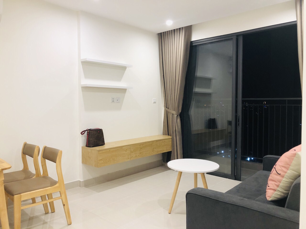 sang nhượng 2pn1wc VINHOMES GRAND PARK Quận 9