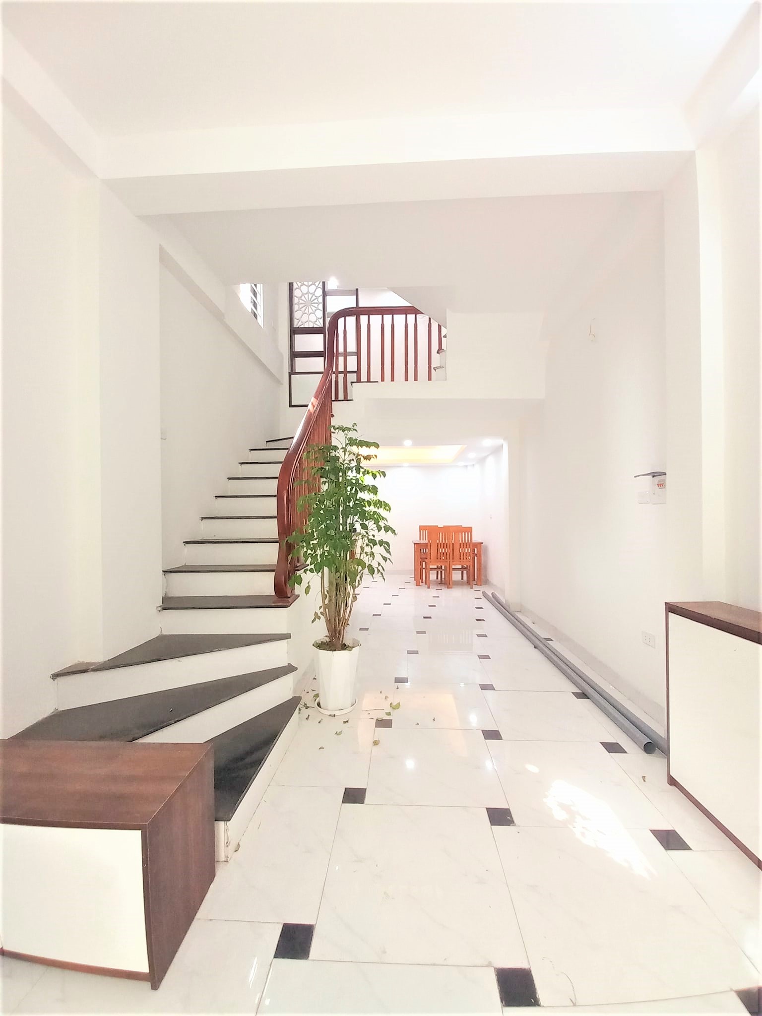 Nhà Mỗ Lao, Hà Đông, 40/45m2, KINH DOANH - Ô TÔ Giá CHỈ 8.2 tỷ