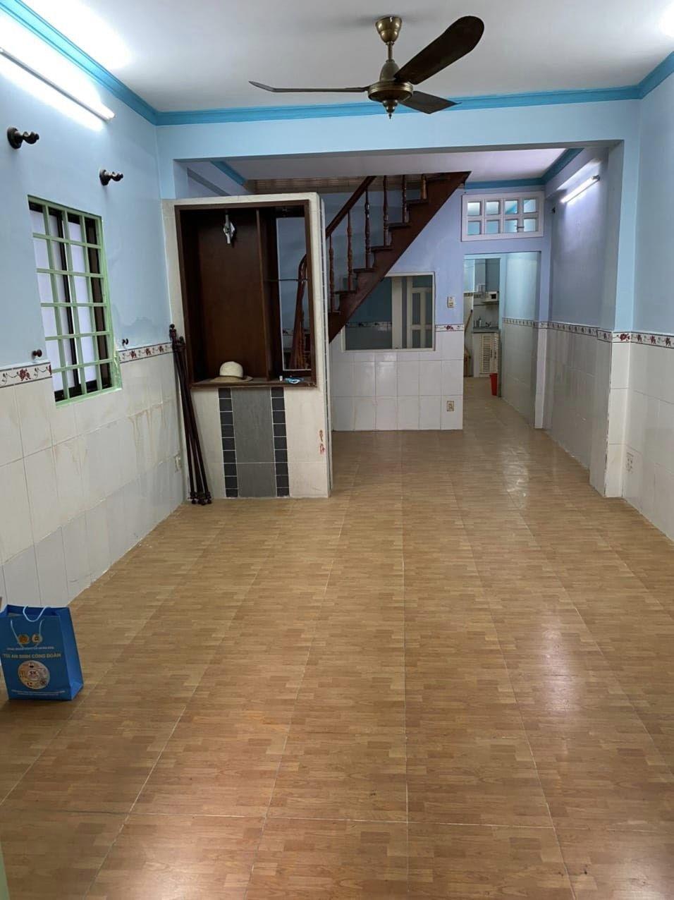 NHÀ HOÀNG VĂN THỤ-50M2 NGANG GẦN 4M-3PN-CÁCH 20M RA MẶT TIỀN.