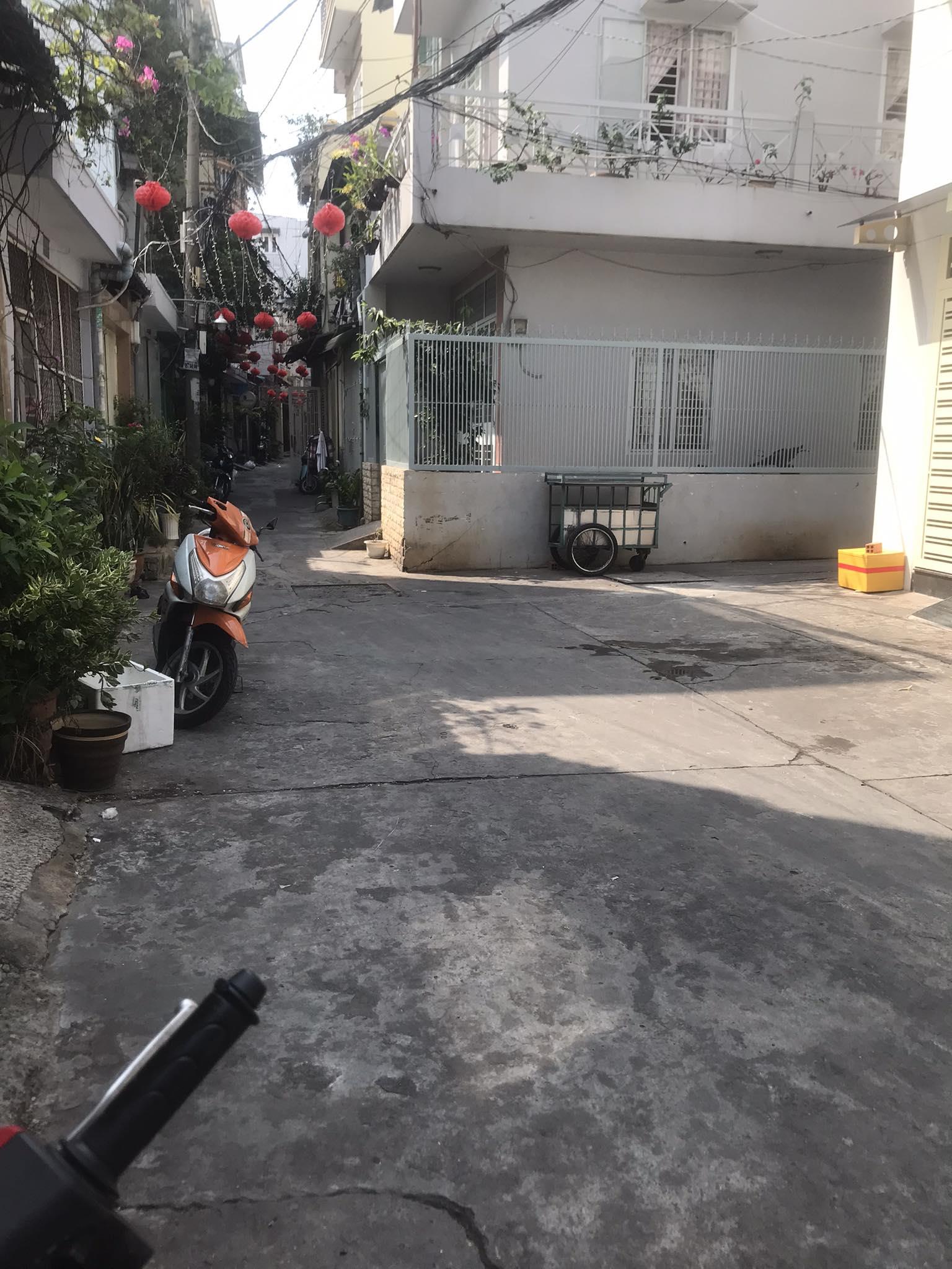 BÁN NHÀ ĐƯỜNG CÔ GIANG-3.5MX11M-CHỈ NHỈNH 6 TỶ.