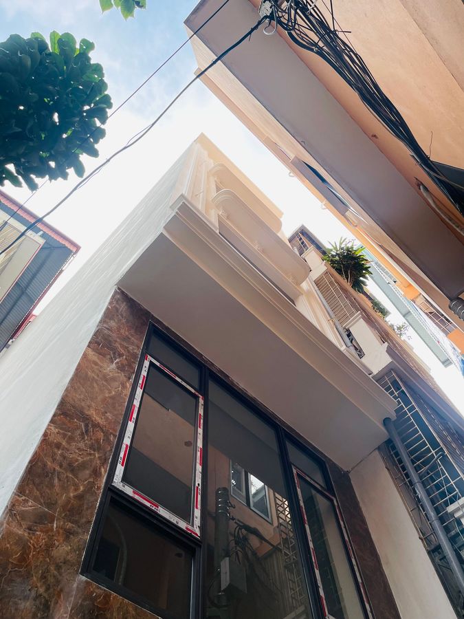 Bán nhà ngõ 445 Nguyễn Khang, Cầu Giấy, 34m2, 5 tầng, lô góc, giá 5 tỷ
