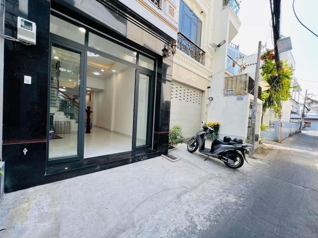 Bán Nhà riêng Hiệp Bình Chánh Thủ Đức, HXH, DT 69M2, 3 Tầng, Chỉ Với 6 Tỷ, Xách vali Ở Ngay, SHR chính chủ