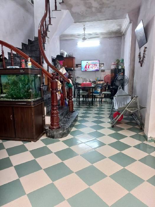 Bán căn nhà đẹp trung tâm Dương Văn Bé quận HBT 40m chỉ 3,9 tỷ