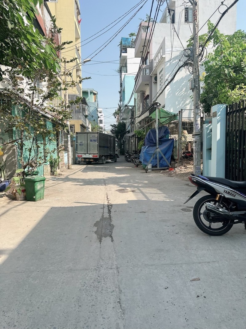 Bán Nhà Đình Nghi Xuân, Bình Tân, 80m2, Hẻm Xe Tải, Chỉ 5.5 Tỷ