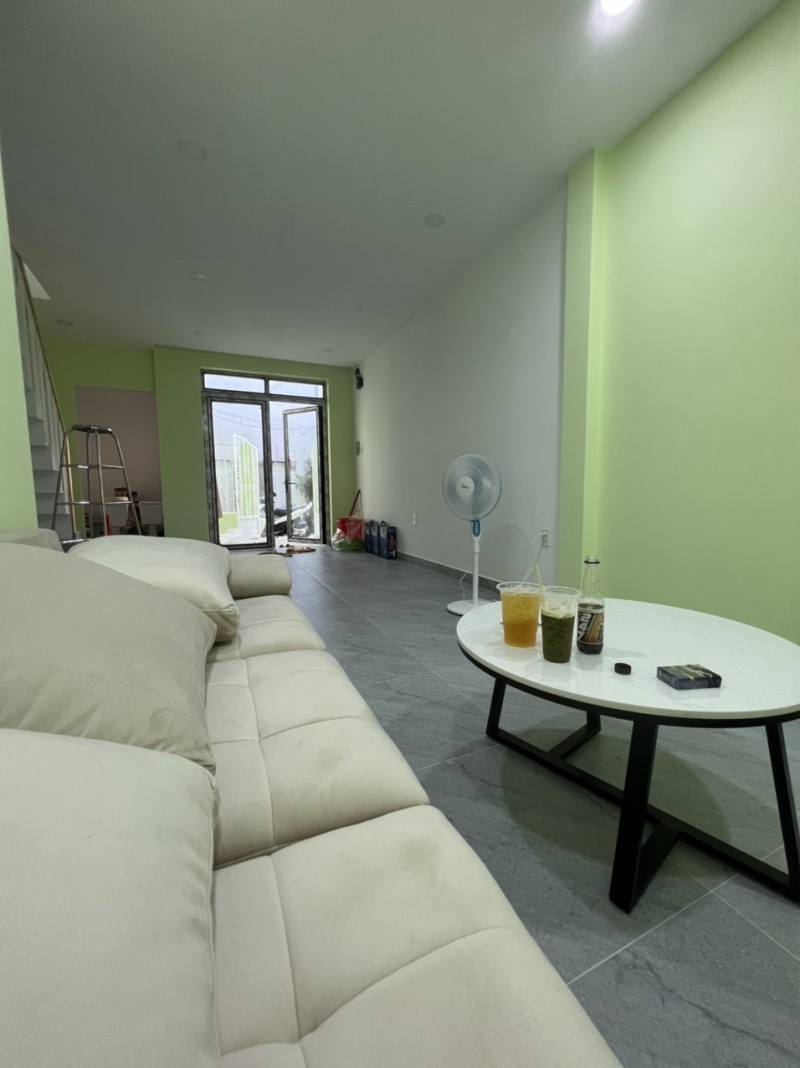 Bán Nhà Trần Hưng Đạo,Cầu Kho,Q1, 4.6m x 10m, Chỉ 6.5 Tỷ TL