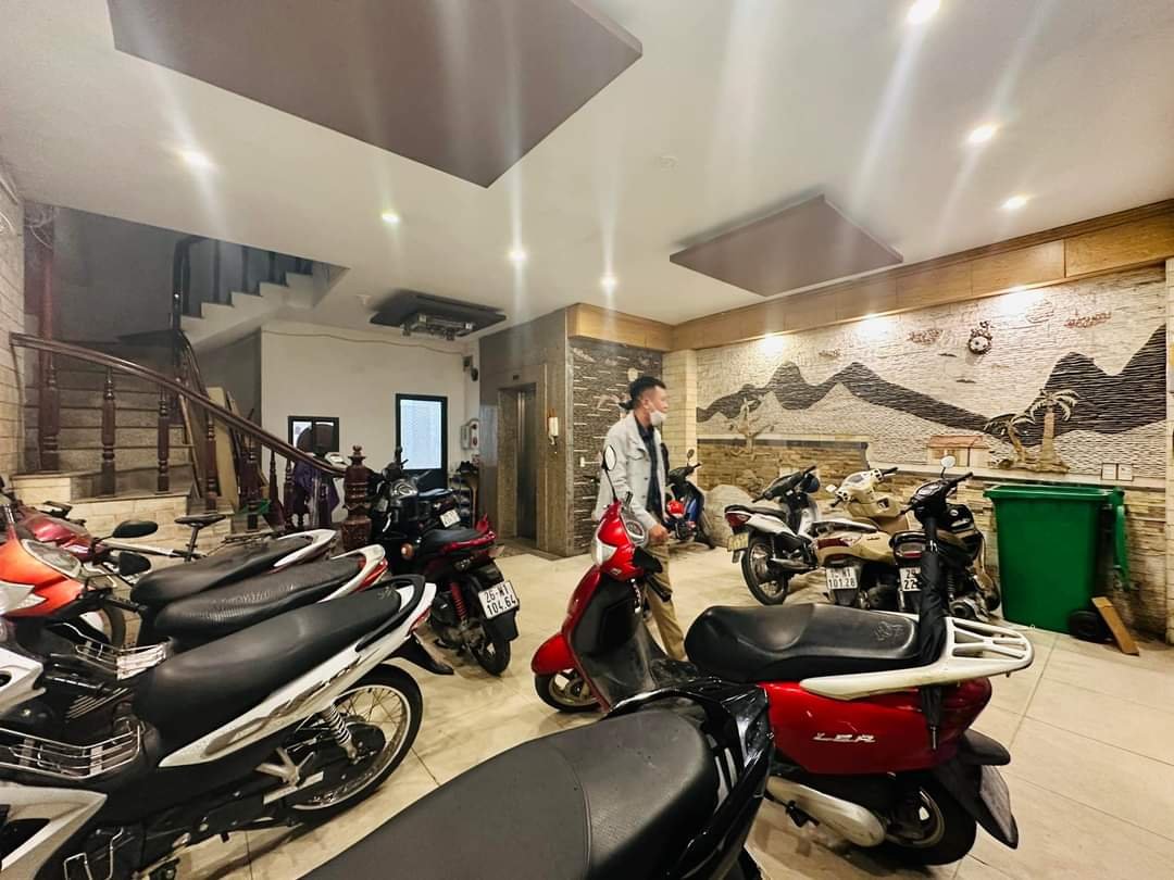 Bán Nhà Phố Quan Hoa Quận Cầu Giấy. 81m Xây 7 Tầng Mặt Tiền 6,5m Nhỉnh 15 Tỷ. Cam Kết Ảnh Thật Mô Tả Chính Xác. Chủ Cần