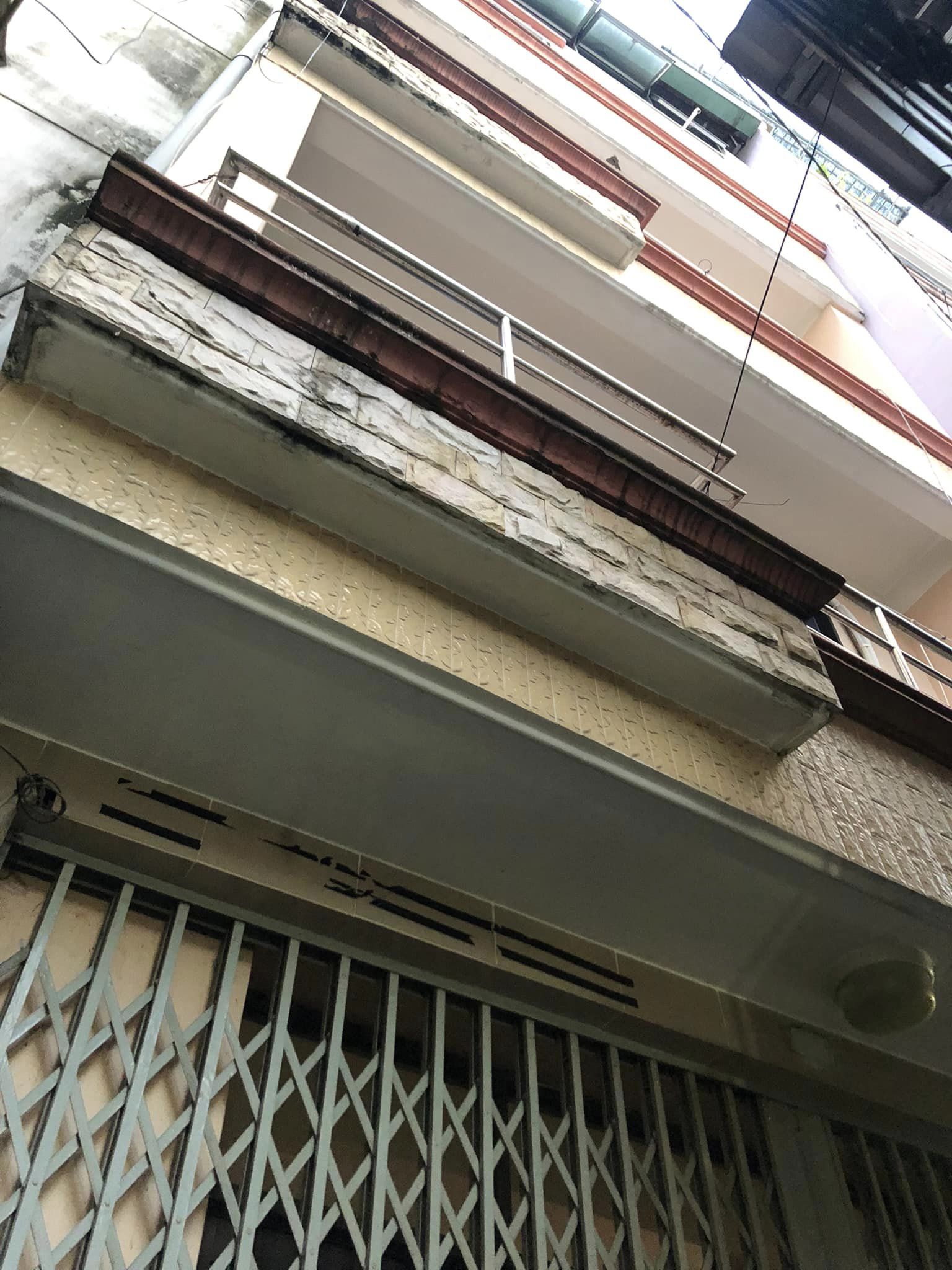 Nhà bán Q10 - 4 tầng, 3PN, hẻm 3m thông thoáng nhỉnh 4 tỷ