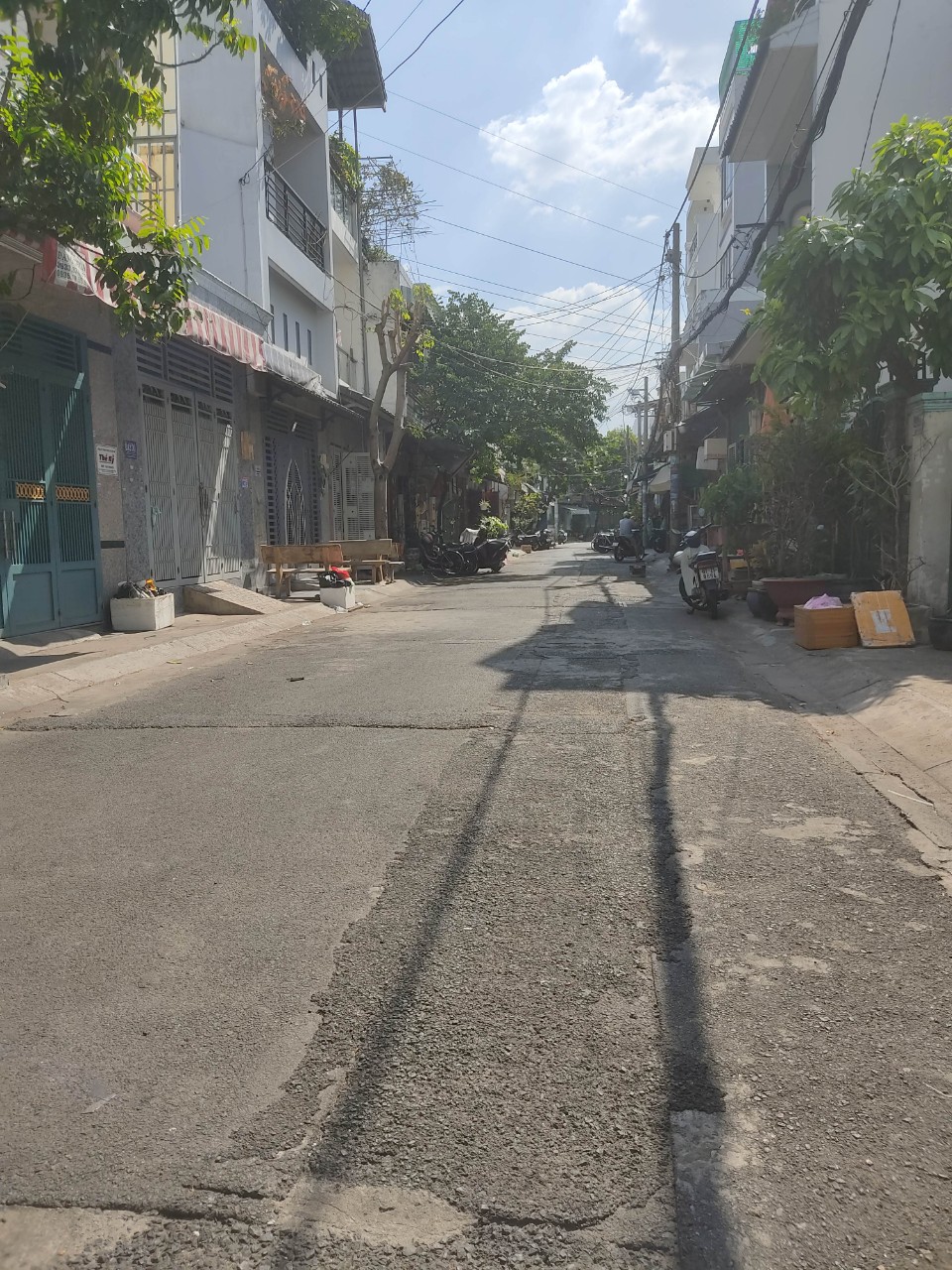 Cần bán Gấp, HXT 7m tới nhà TT Tân Phú, gần 80m2 - 3T, ST, 6PN dưới 100tr/m