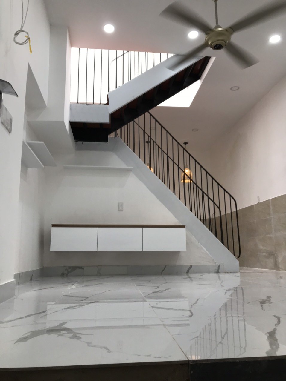 Siêu phẩm Quận 11, vài căn ra HXT giao Hồng Bàng – Nguyễn Thị Nhỏ,34m2, 2 tầng nhỉnh 3 tỷ