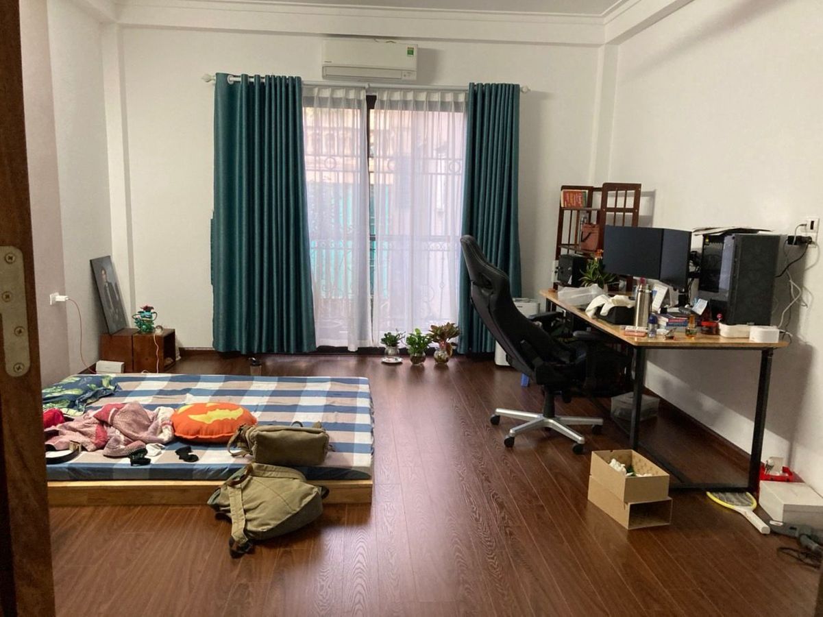 Nhà đẹp Trương Định, gần phố, tư xây chắc chắn diện tích 40m 5 tầng mặt tiền 4.6m