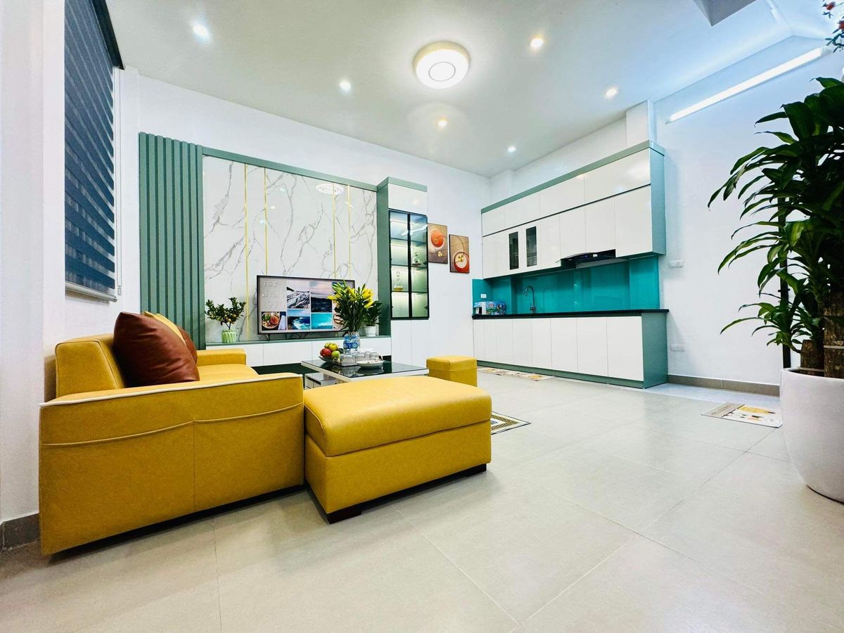 Nhà riêng Vũ Tông Phan Thanh Xuân, 3 tầng, 32m2, mặt tiền khủng 5m, giá 3.55 tỷ, full nội thất xịn sò, ô gần