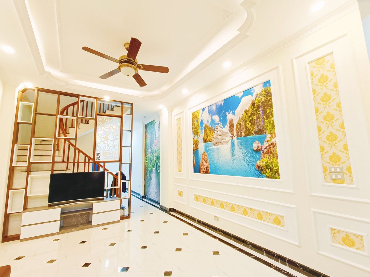 Bán nhà ngõ 102 Phố Pháo Đài Láng Đống Đa 40m2x4 tầng, ngõ trước nhà 3m, giá 6.6 tỷ.