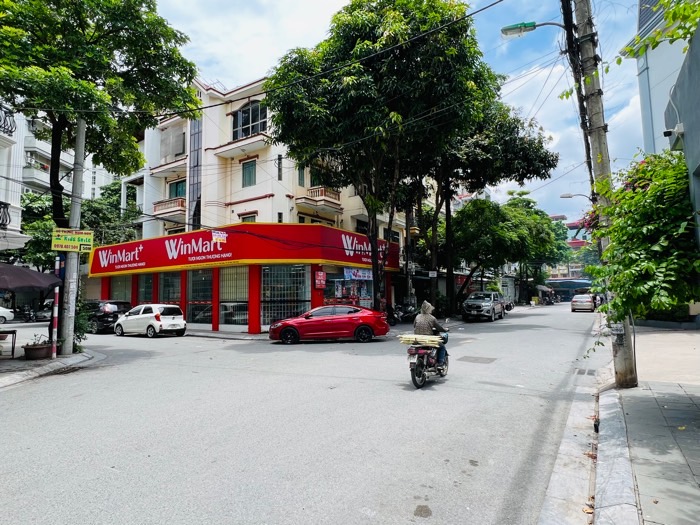 Bán nhà Phân Lô Nguyễn Khánh Toàn - Cầu Giấy DT 115m x 5T -Ô tô- VPKD