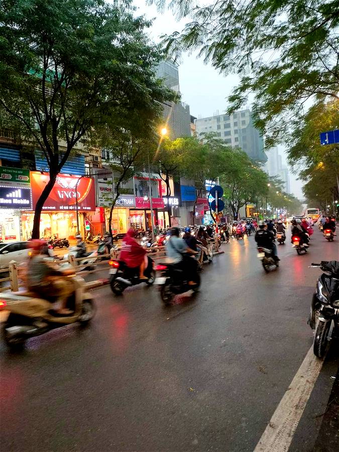 Bán Nhà Mặt Phố Thái Hà Quận Đống Đa. 132m Xây 7 Tầng Nhỉnh 40 Tỷ. Cam Kết Ảnh Thật Mô Tả Chính Xác. Chủ Thiện Chí Bán.