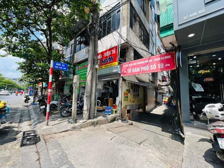 BÁN NHÀ 3 TẦNG KHUNG PHỐ KIM MÃ 61M – MT 6M – 6.1 TỶ.