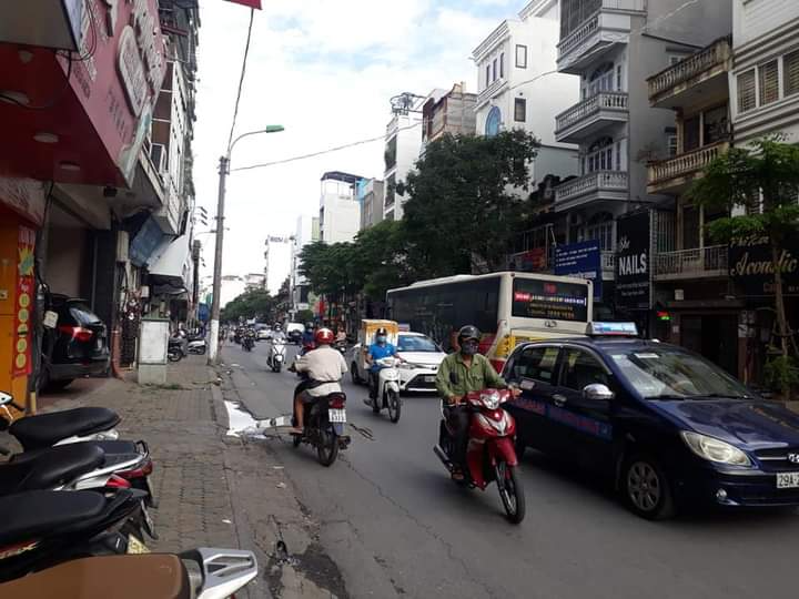 BÁN NHÀ MẶT PHỐ - LÔ GÓC – KHÂM THIÊN - 135M2 – MT 5M – 29 TỶ.