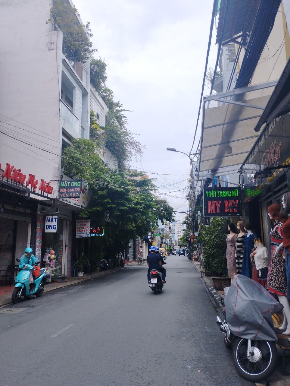 Ngộp Lý Thường Kiệt - Quận10 - HXH - 44m2 - 3 tầng Mới ở liền