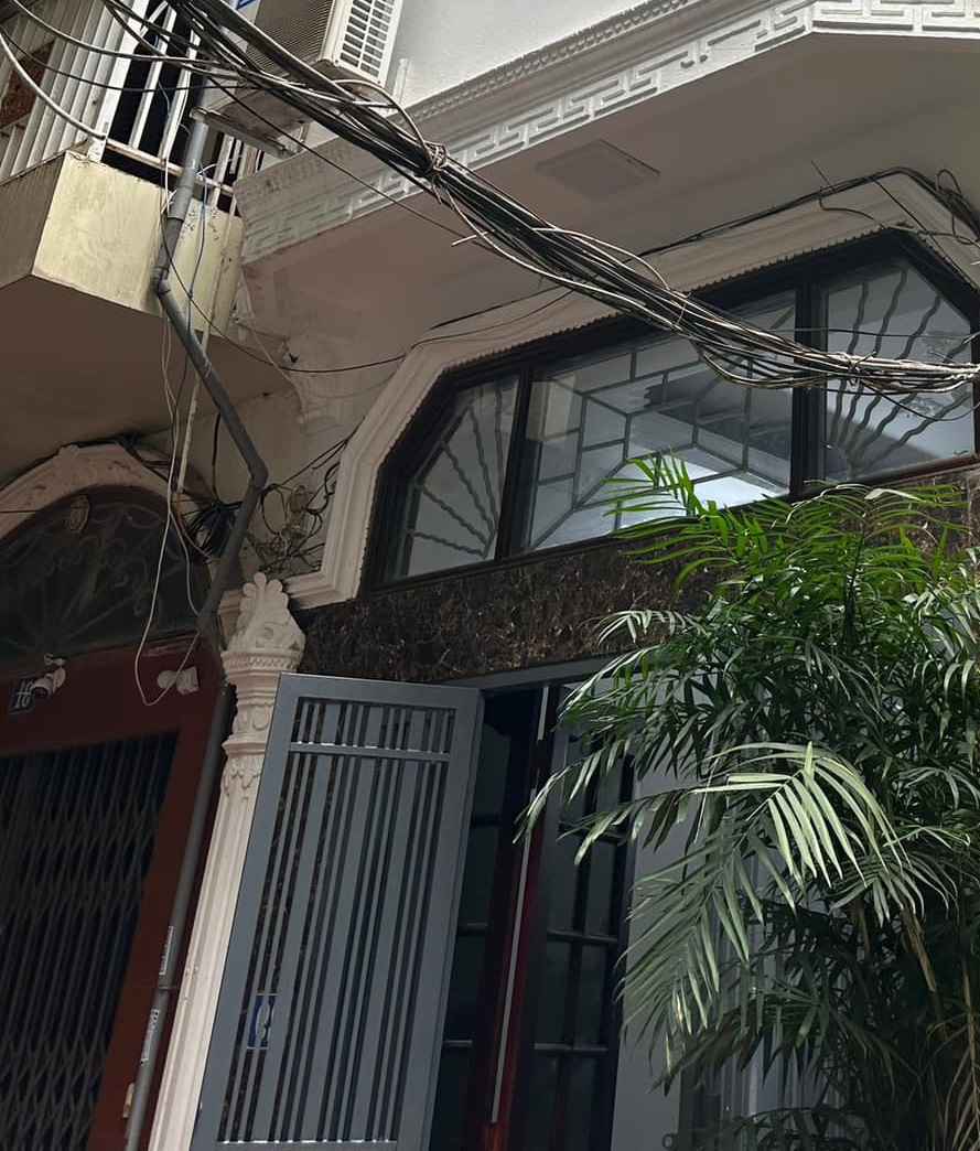 ✅TIN ĐƯỢC KO? HÀO NAM - NHÀ MỚI ĐẸP 4 TẦNG, 4 NGỦ - NGÕ THÔNG - 4.35 TỶ