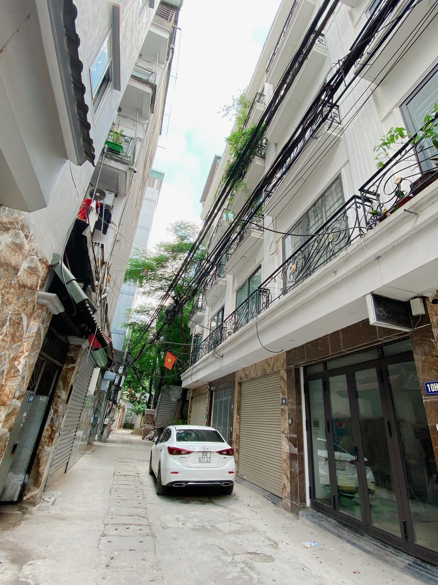 ✅ HOÀNG NGÂN - NHÀ ĐẸP, 5 TẦNG, THANG MÁY - Ngõ nông, sát phố - BÁN 6.9 tỷ