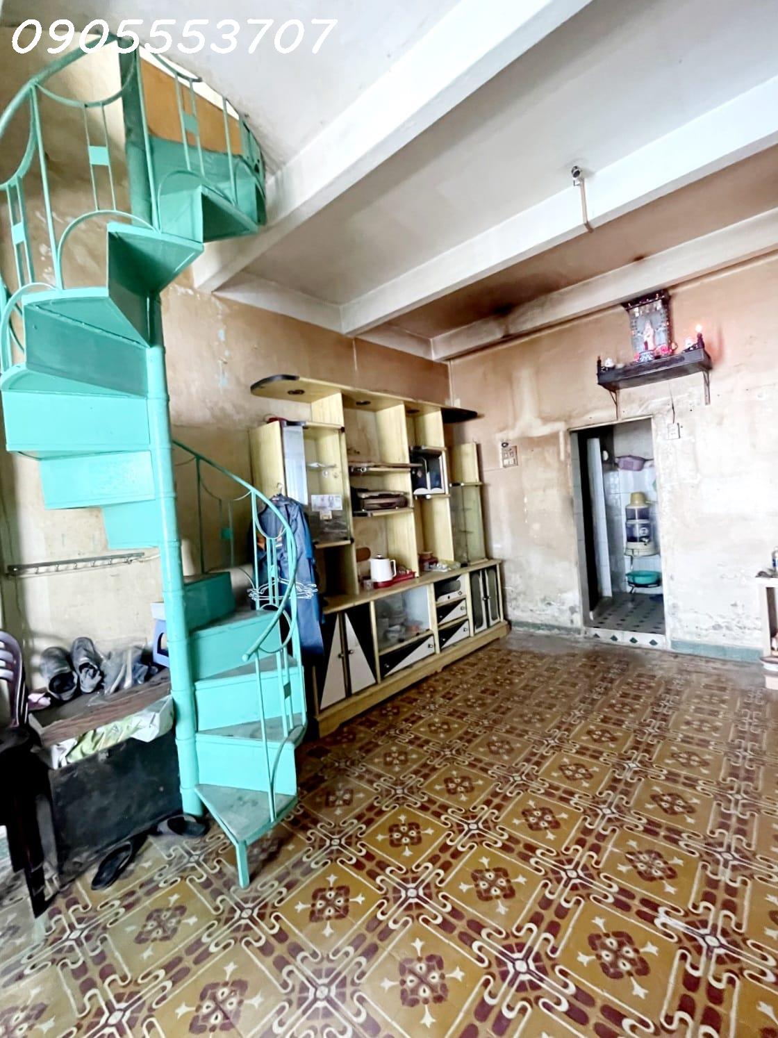 Nhà HIẾM, sát đường Bạch Đằng - Nhà 2 tầng THÁI PHIÊN, Hải Châu, Đà Nẵng - Chỉ hơn 2 tỷ