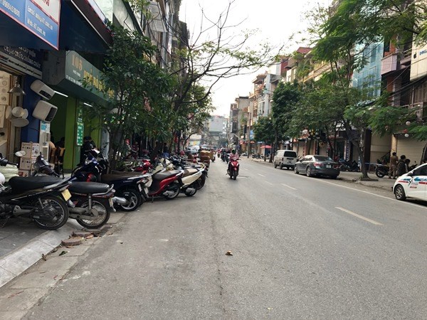 Tập thể tầng 1 Phương mai, kinh doanh tấp lập 65m, ô tô,ở và cho thuê đẹp.