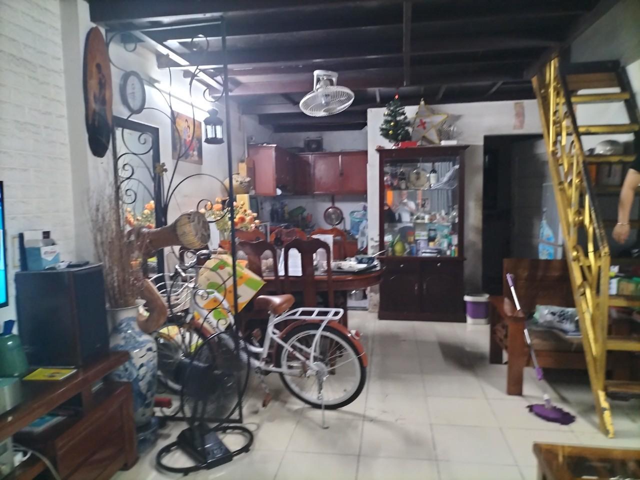 BÁN NHÀ NGỌC THỤY LONG BIÊN 43M 2,7 TỶ SIÊU HIẾM.