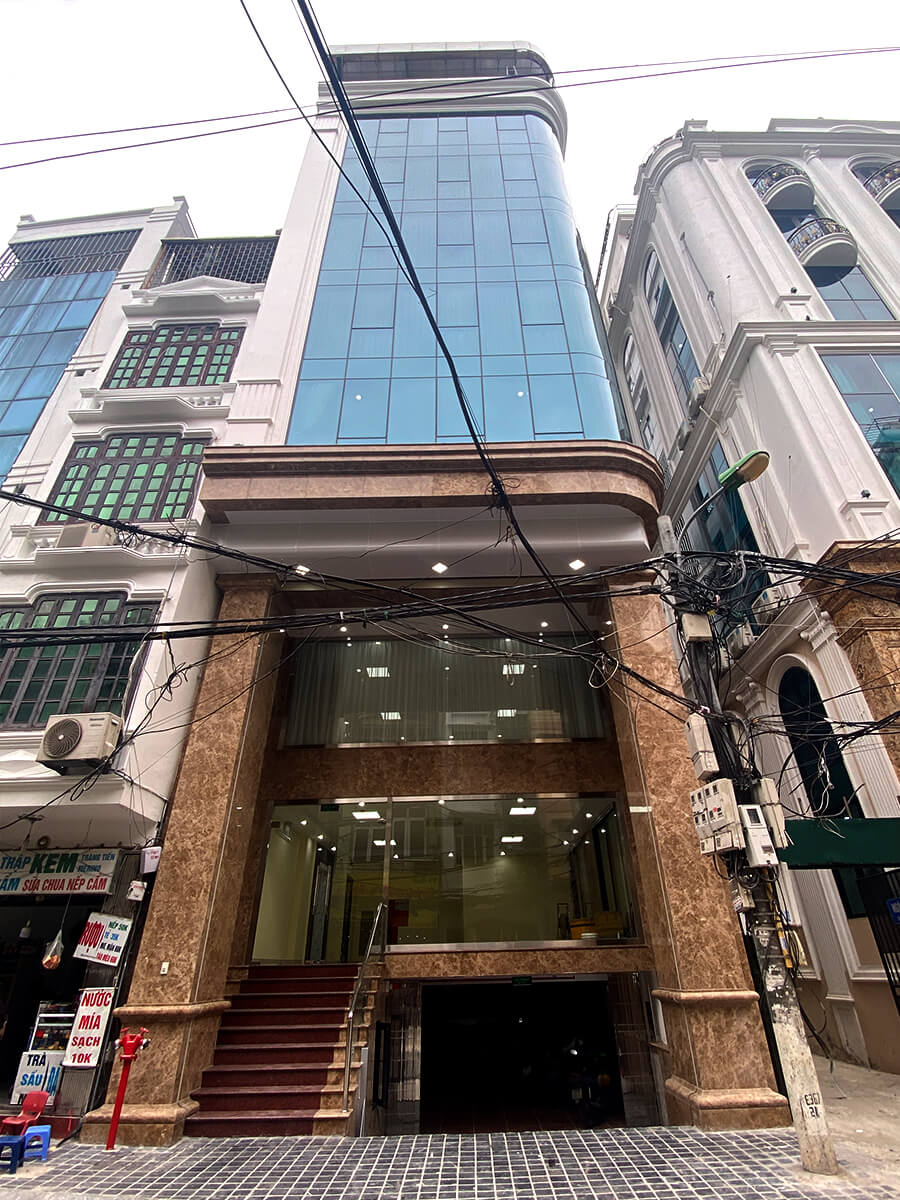 Bán Gấp Tòa VP 9 Tầng Xây Mới Mặt Phố Hoàng Ngân, Vị Trí Lô Góc. DT 178m2. MT 11m. Giá 120 TỶ