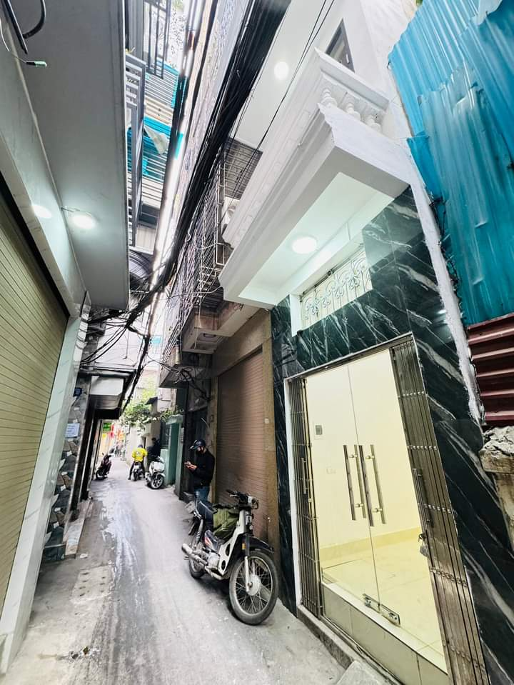 BÁN NHÀ - MẶT NGÕ - KINH DOANH - PHỐ TÔN THẤT TÙNG – 3.6 TỶ.