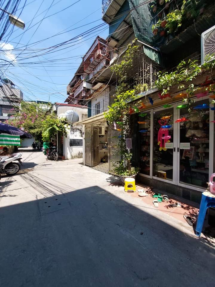 BÁN NHÀ TẬP THỂ VĂN CHƯƠNG – Ô TÔ – KINH DOANH – 35/80M – 2.6 TỶ.